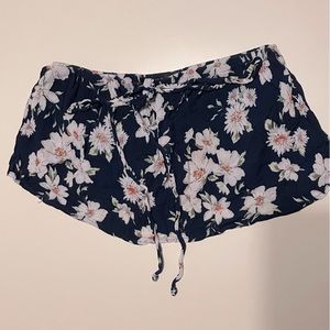 NWOT Forever 21 Floral Navy Crop Top Size S